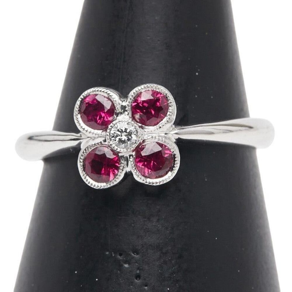 Unbranded Flower Motif 18K White Gold Ruby Diamond Ring Silver